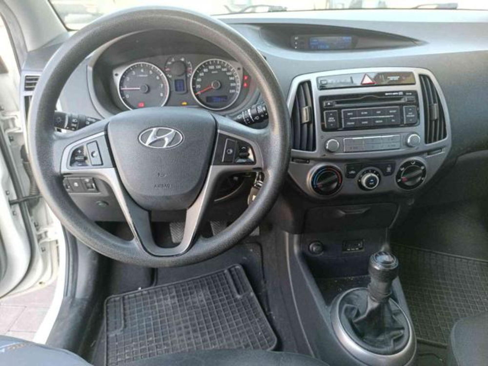 Hyundai i20 usata a Ancona (17)