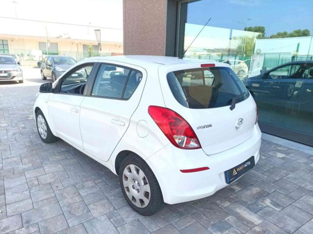 Hyundai i20 usata a Ancona (5)