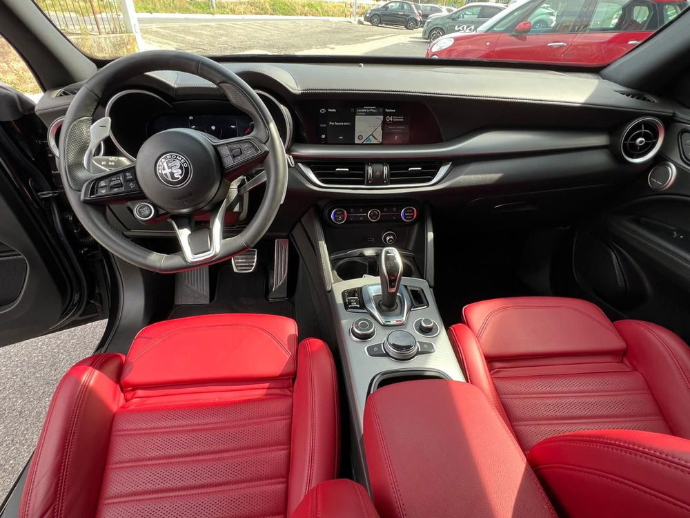 Alfa Romeo Stelvio usata a Arezzo (10)