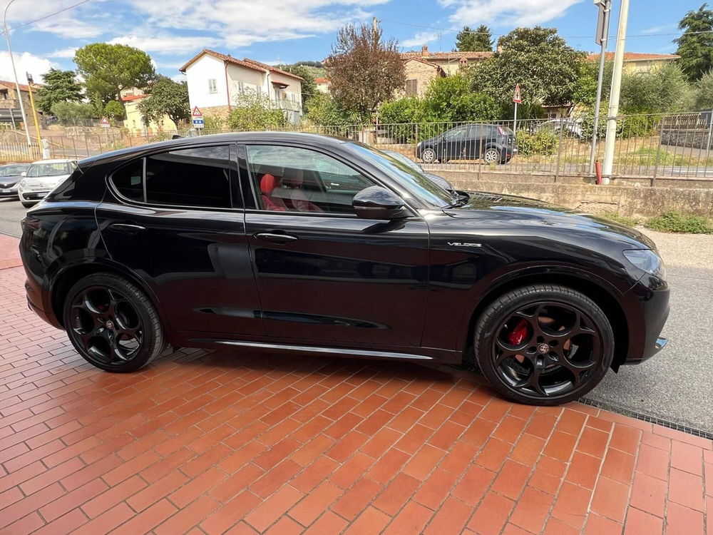 Alfa Romeo Stelvio usata a Arezzo (4)