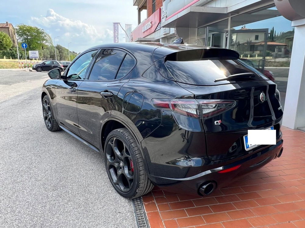 Alfa Romeo Stelvio usata a Arezzo (6)