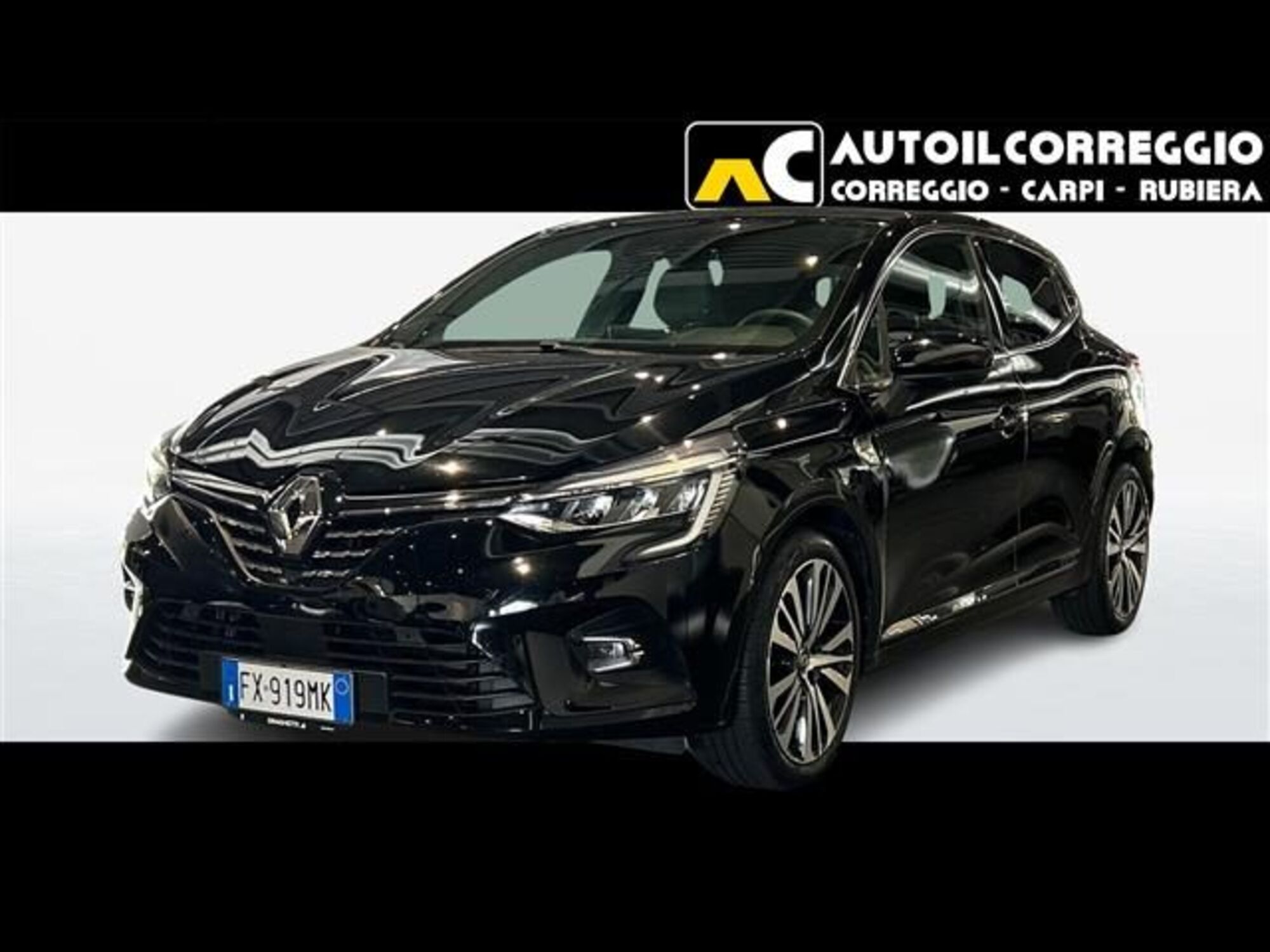 Renault Clio TCe 130 CV EDC FAP 5 porte Initiale Paris del 2019 usata a Correggio