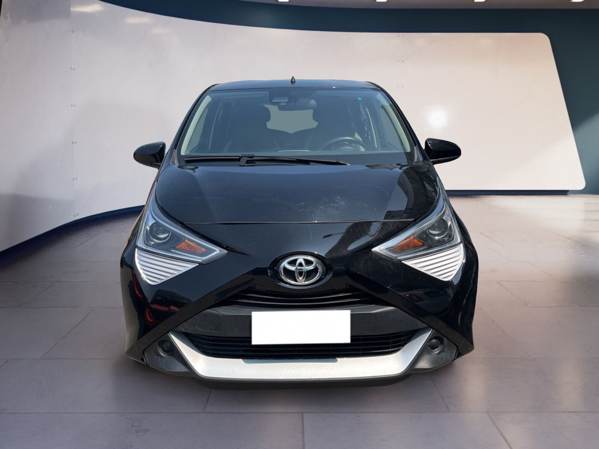 Toyota Aygo 1.0 VVT-i 72 CV 5 porte x-play  del 2021 usata a Torino