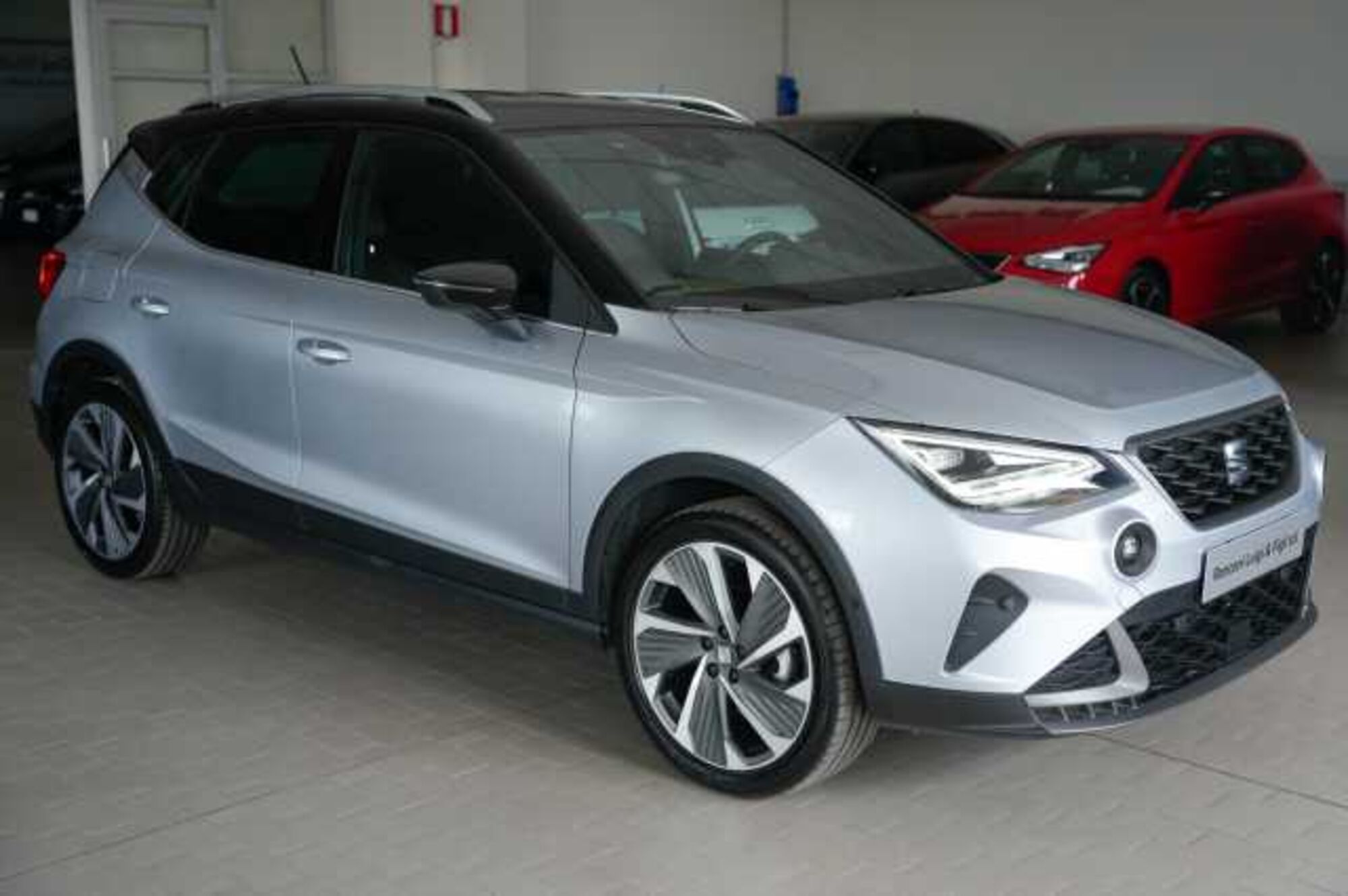 SEAT Arona 1.0 EcoTSI 110 CV DSG FR  del 2023 usata a Rovigo