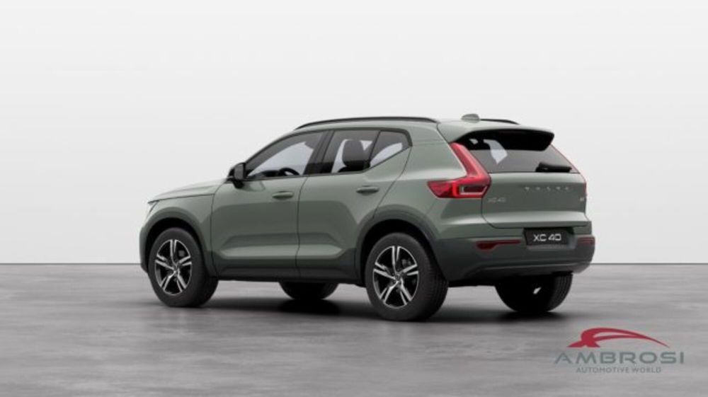 Volvo XC40 nuova a Perugia (3)