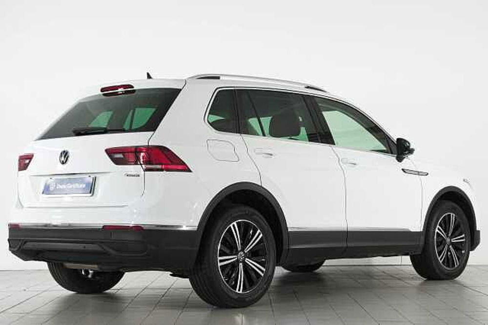 Volkswagen Tiguan usata a Como (4)