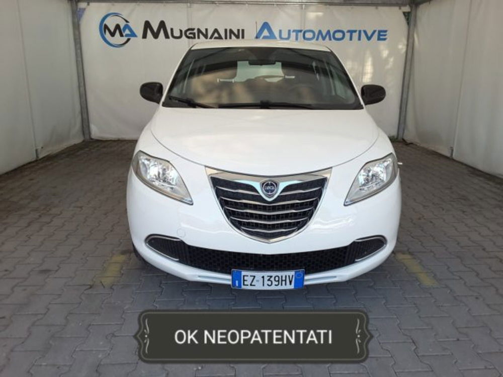 Lancia Ypsilon usata a Firenze