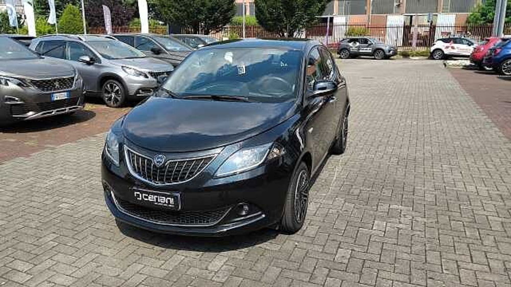 Lancia Ypsilon usata a Milano