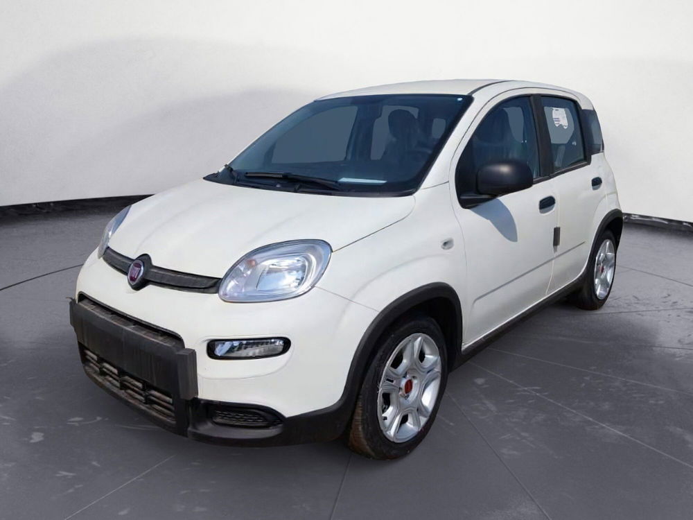 Fiat Panda Cross nuova a Brindisi