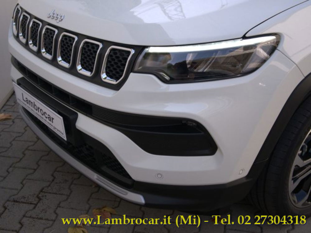 Jeep Compass nuova a Milano (17)