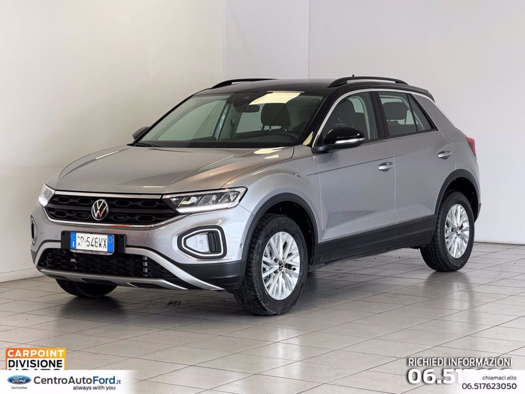 Volkswagen T-Roc 1.5 tsi Life del 2023 usata a Albano Laziale