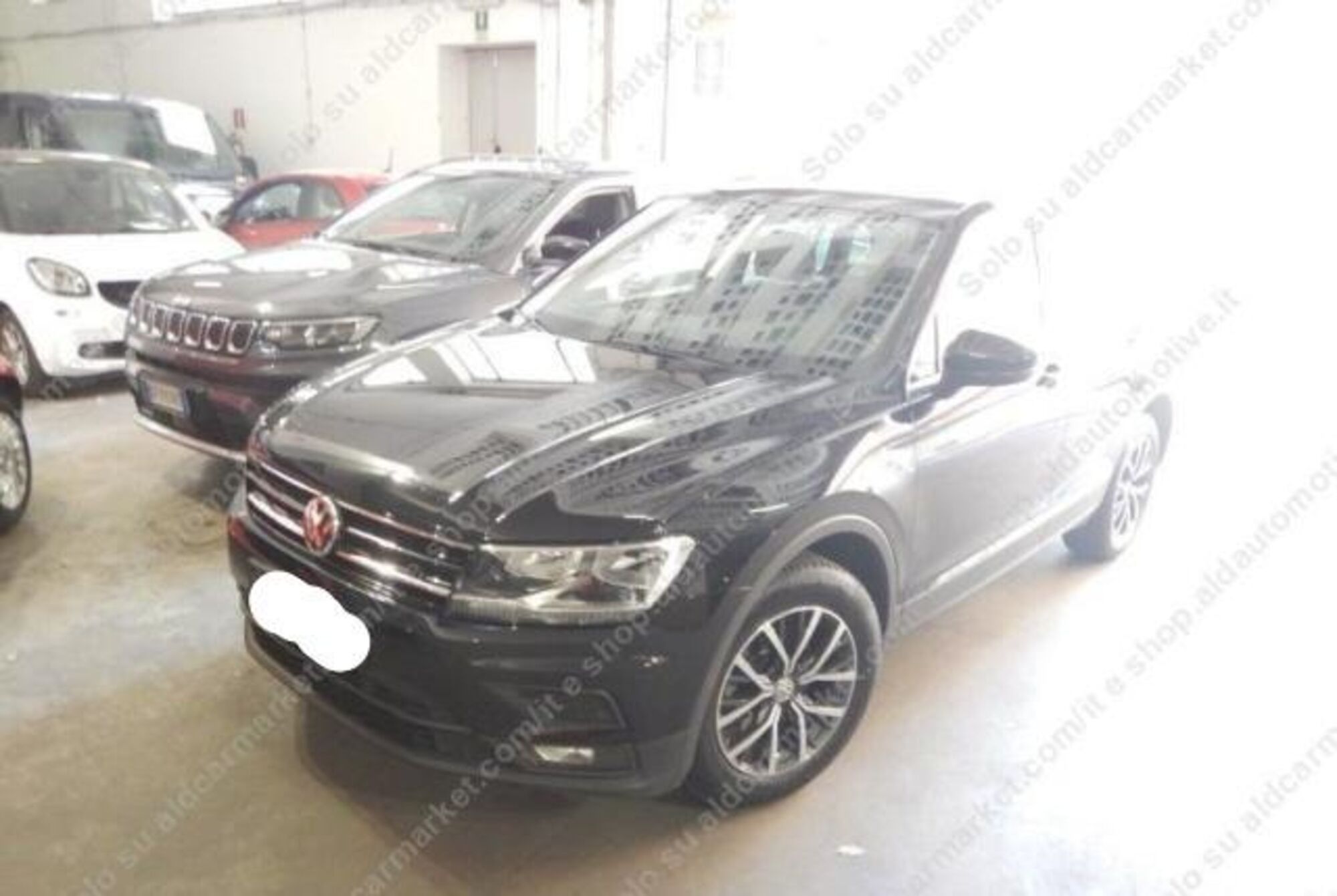 Volkswagen Tiguan Allspace 2.0 TDI SCR DSG Business BMT  del 2018 usata a Tricase