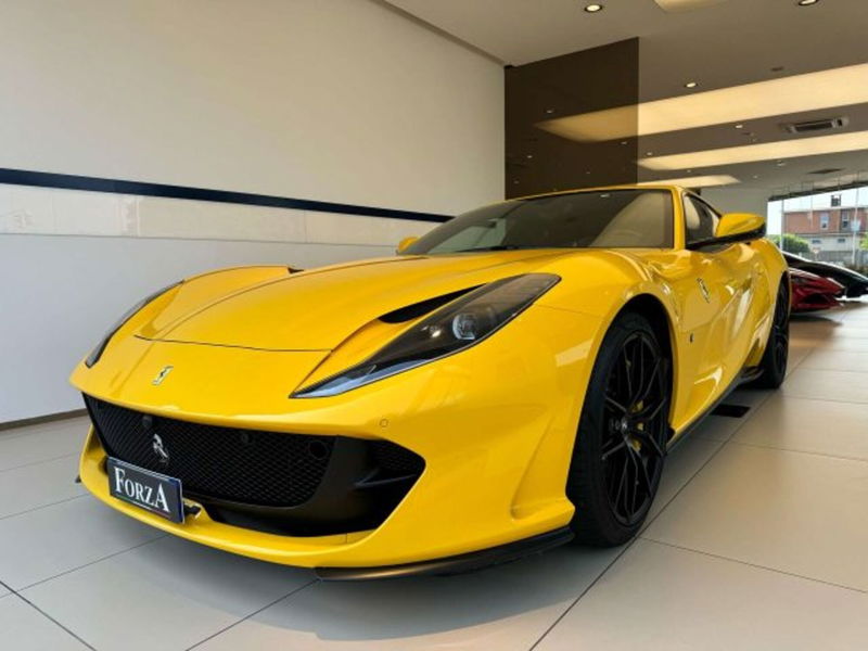 Ferrari 812 Coup&eacute; 812 Superfast  del 2019 usata a Venaria Reale