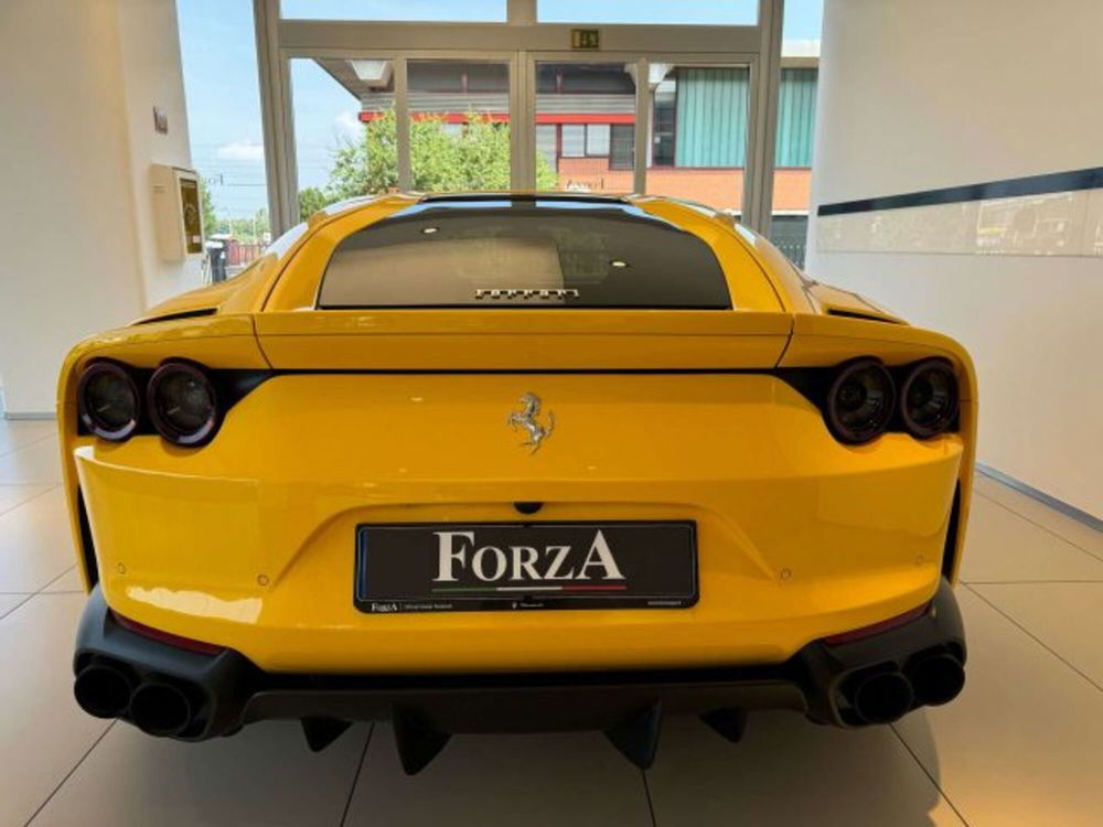 Ferrari 812 Coupé usata a Torino (14)