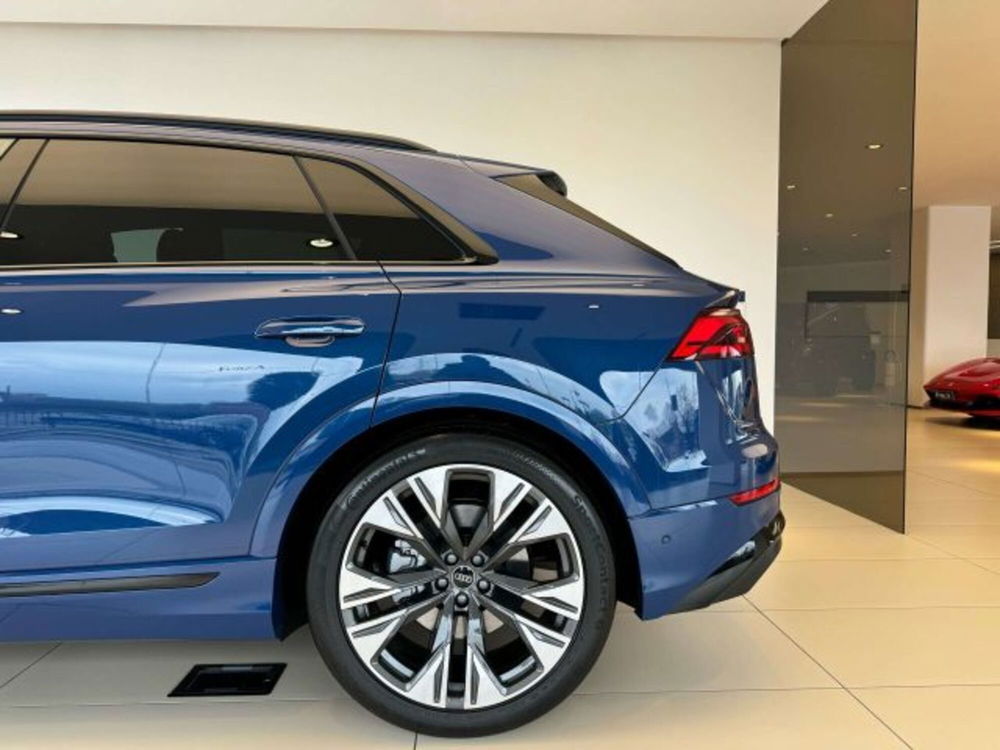 Audi Q8 nuova a Torino (11)