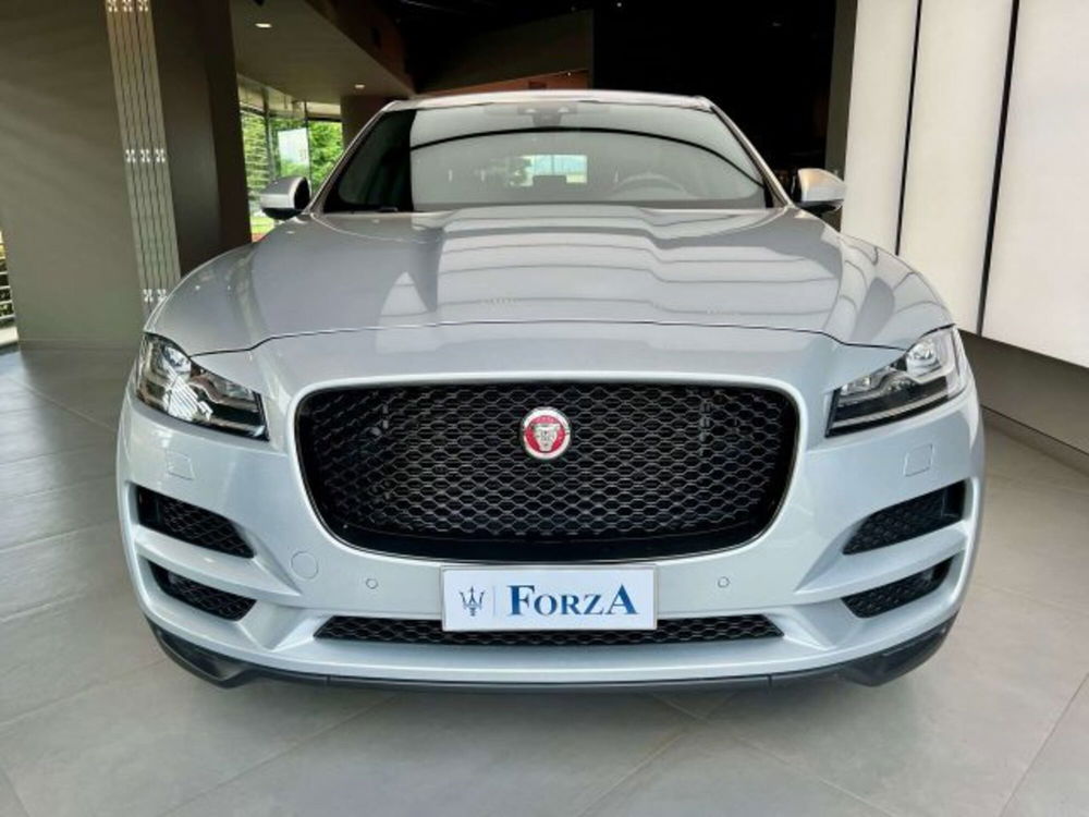 Jaguar F-Pace usata a Torino (2)