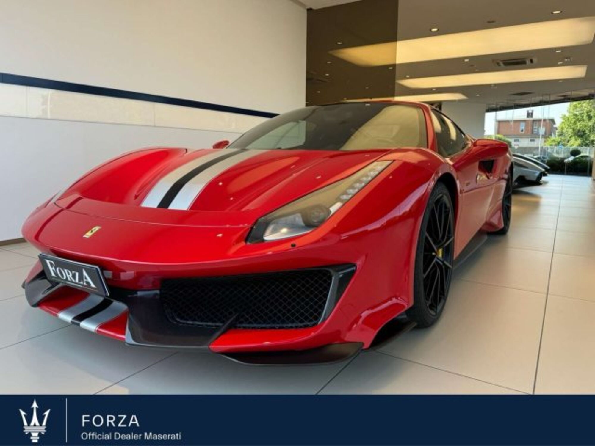 Ferrari 488 Coup&eacute; 488 Pista  del 2019 usata a Venaria Reale