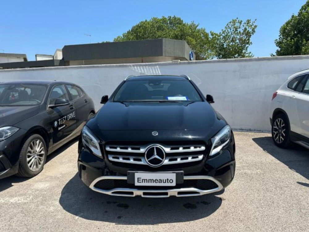 Mercedes-Benz GLA SUV usata a Lecce