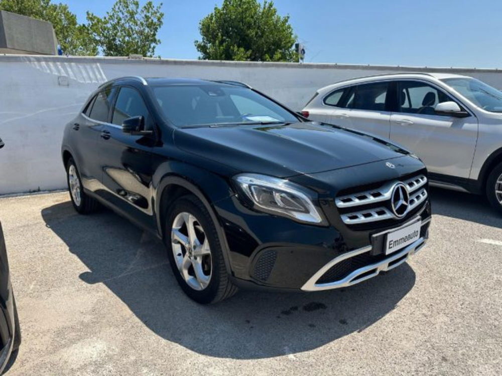 Mercedes-Benz GLA SUV usata a Lecce (6)