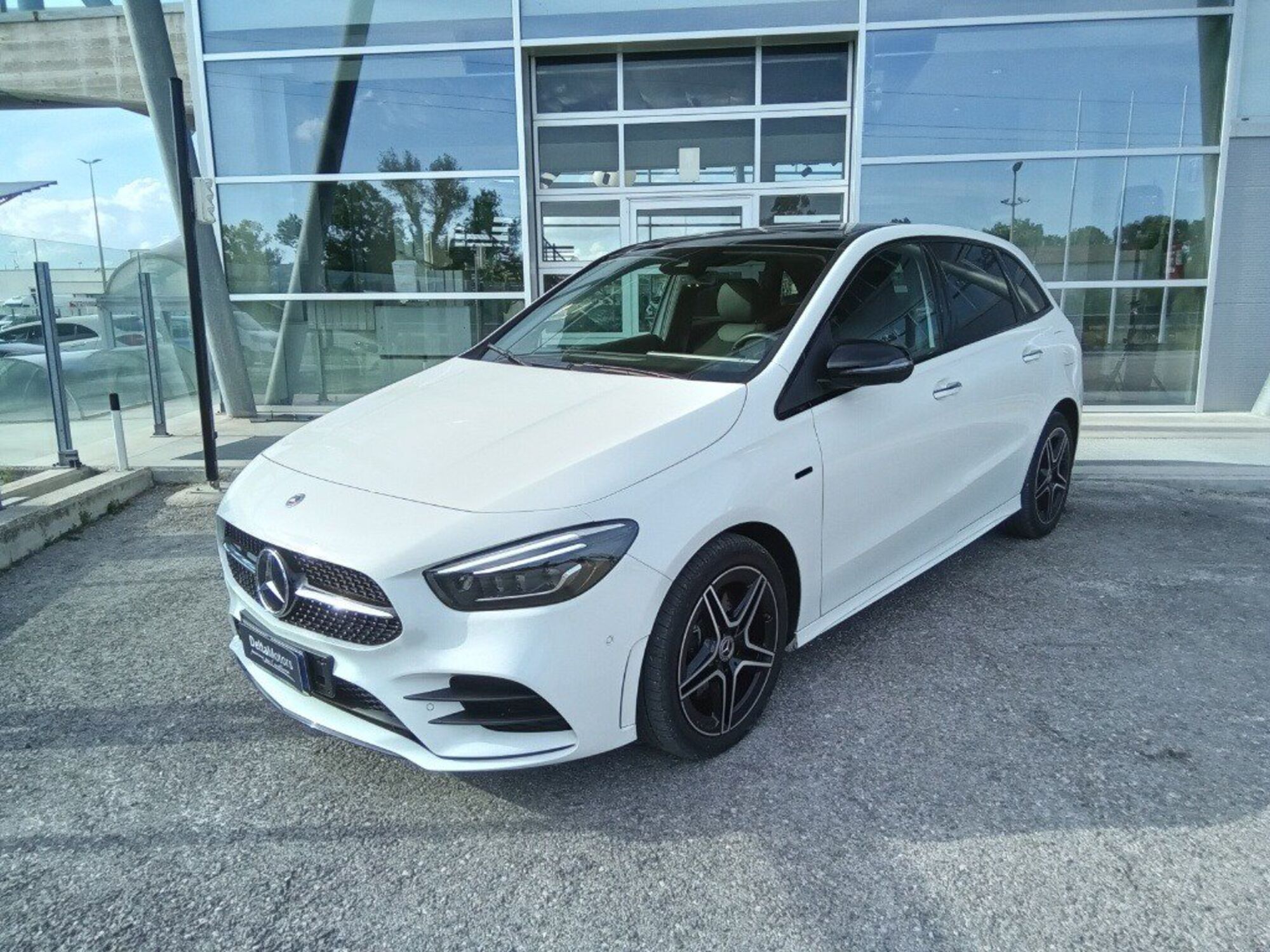 Mercedes-Benz Classe B 250 e phev AMG Line Premium Plus auto del 2021 usata a Montecosaro