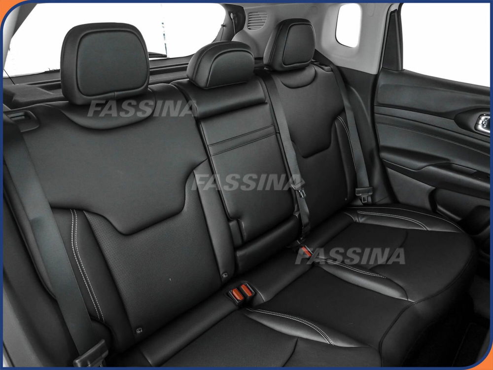 Jeep Compass usata a Milano (11)