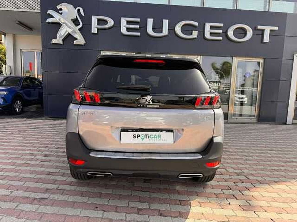 Peugeot 5008 nuova a Vibo Valentia (6)