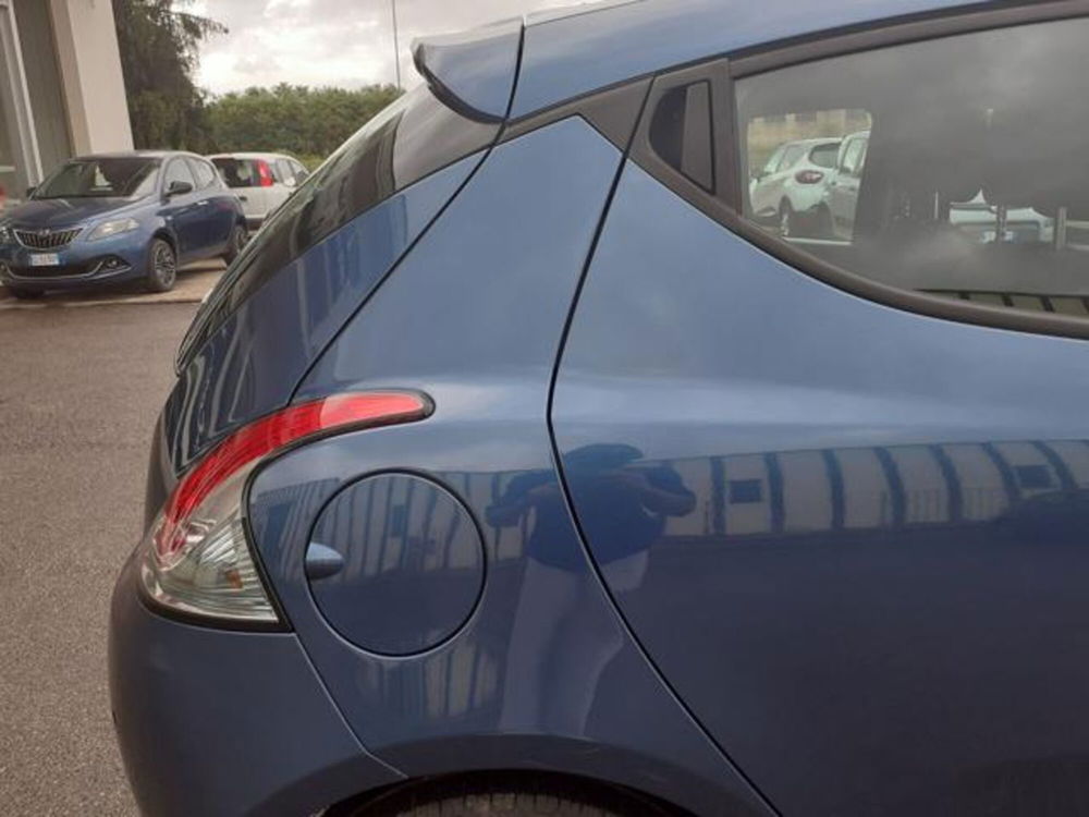 Lancia Ypsilon usata a Firenze (6)