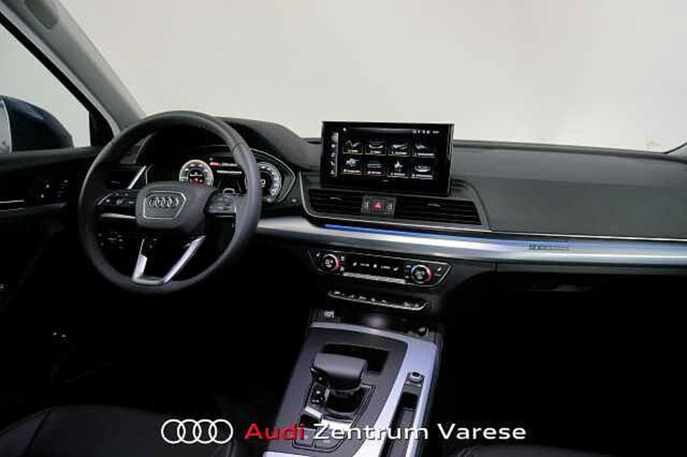 Audi Q5 Sportback nuova a Varese (9)