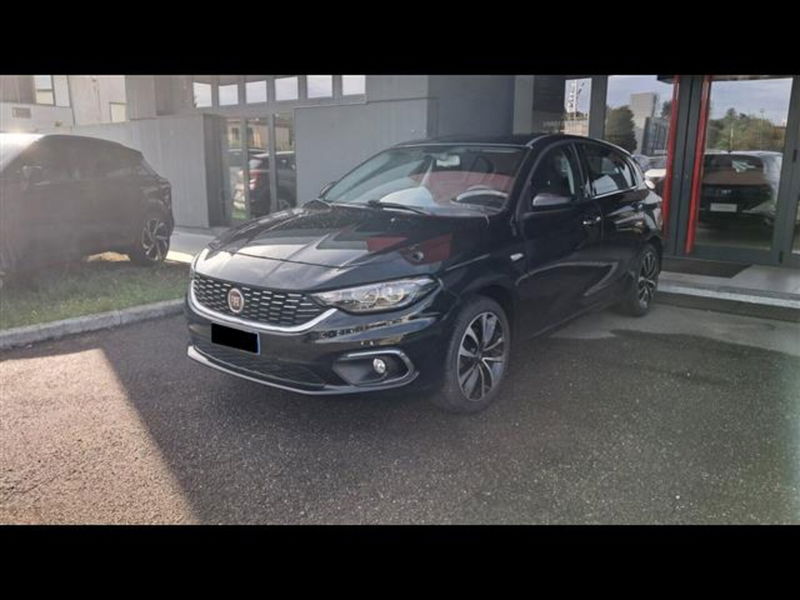 Fiat Tipo Tipo 1.6 Mjt S&amp;S DCT 5 porte Lounge  del 2019 usata a Asti