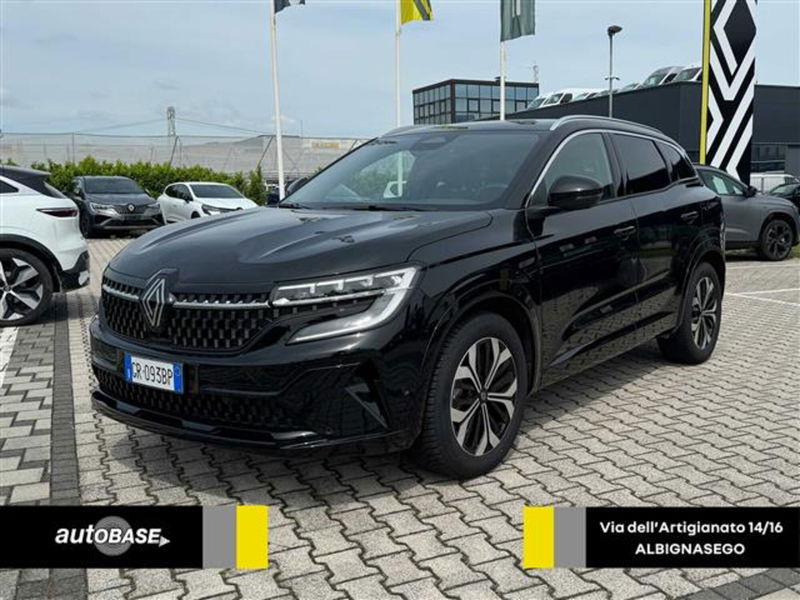 Renault Austral 1.2 full hybrid Iconic 200cv auto del 2023 usata a Albignasego