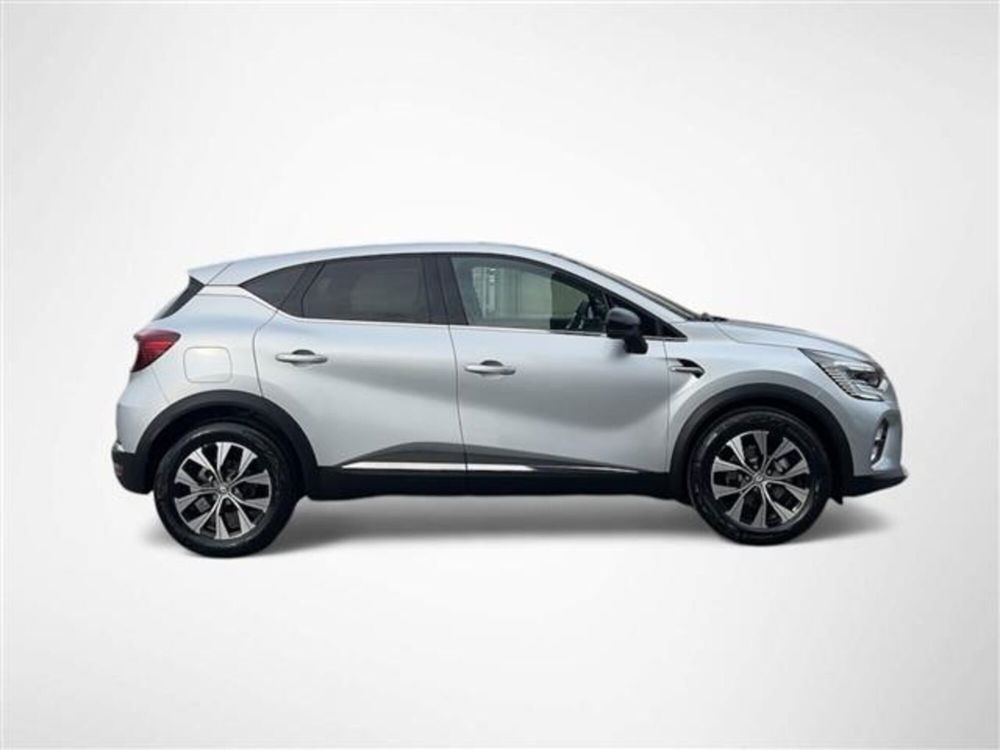 Renault Captur nuova a Livorno (6)