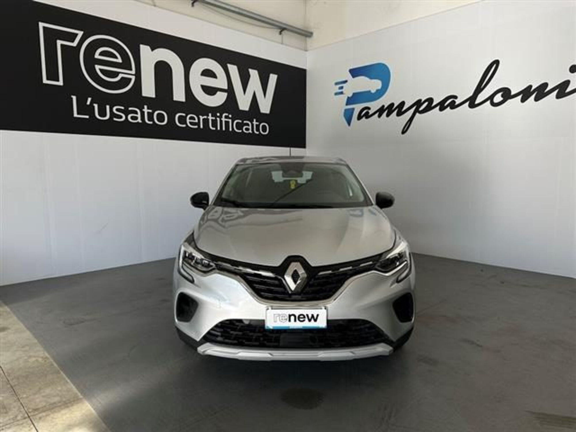 Renault Captur TCe 100 CV Zen  del 2021 usata a Siena