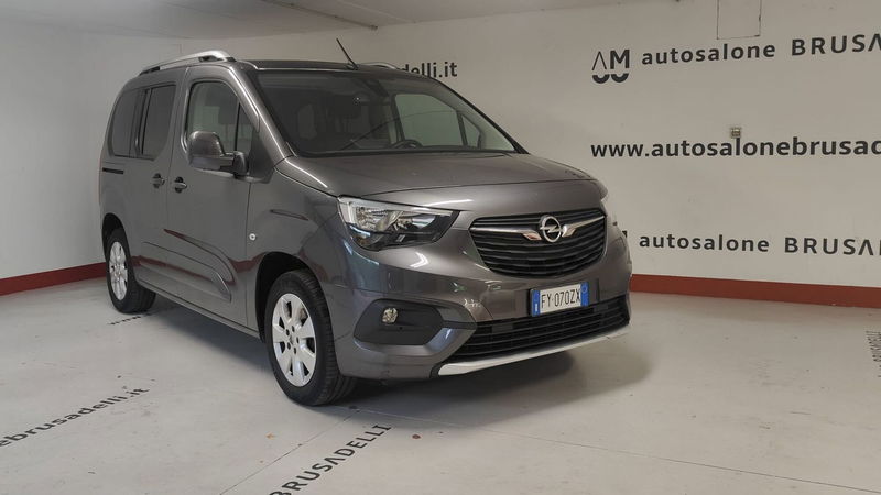 Opel Combo Life 1.2 110 CV S&amp;S MT6 Edition Plus N1  del 2019 usata a Galbiate