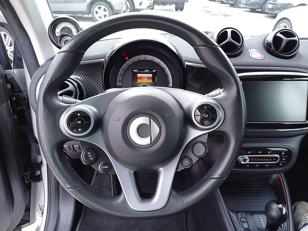 smart Fortwo usata a Genova (15)