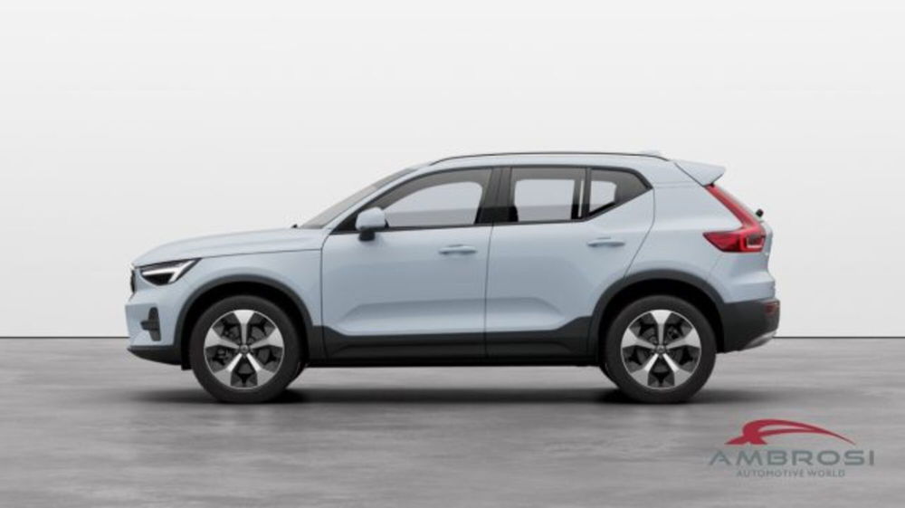 Volvo XC40 nuova a Perugia (2)