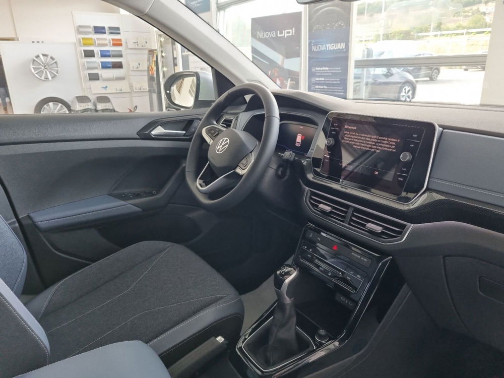 Volkswagen T-Cross nuova a Potenza (11)