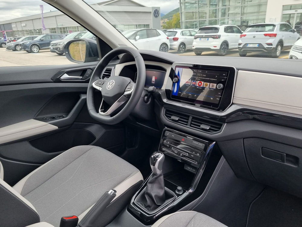 Volkswagen T-Cross nuova a Potenza (11)