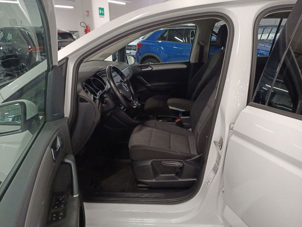 Volkswagen Touran usata a Genova (11)