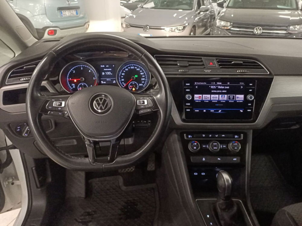 Volkswagen Touran usata a Genova (15)