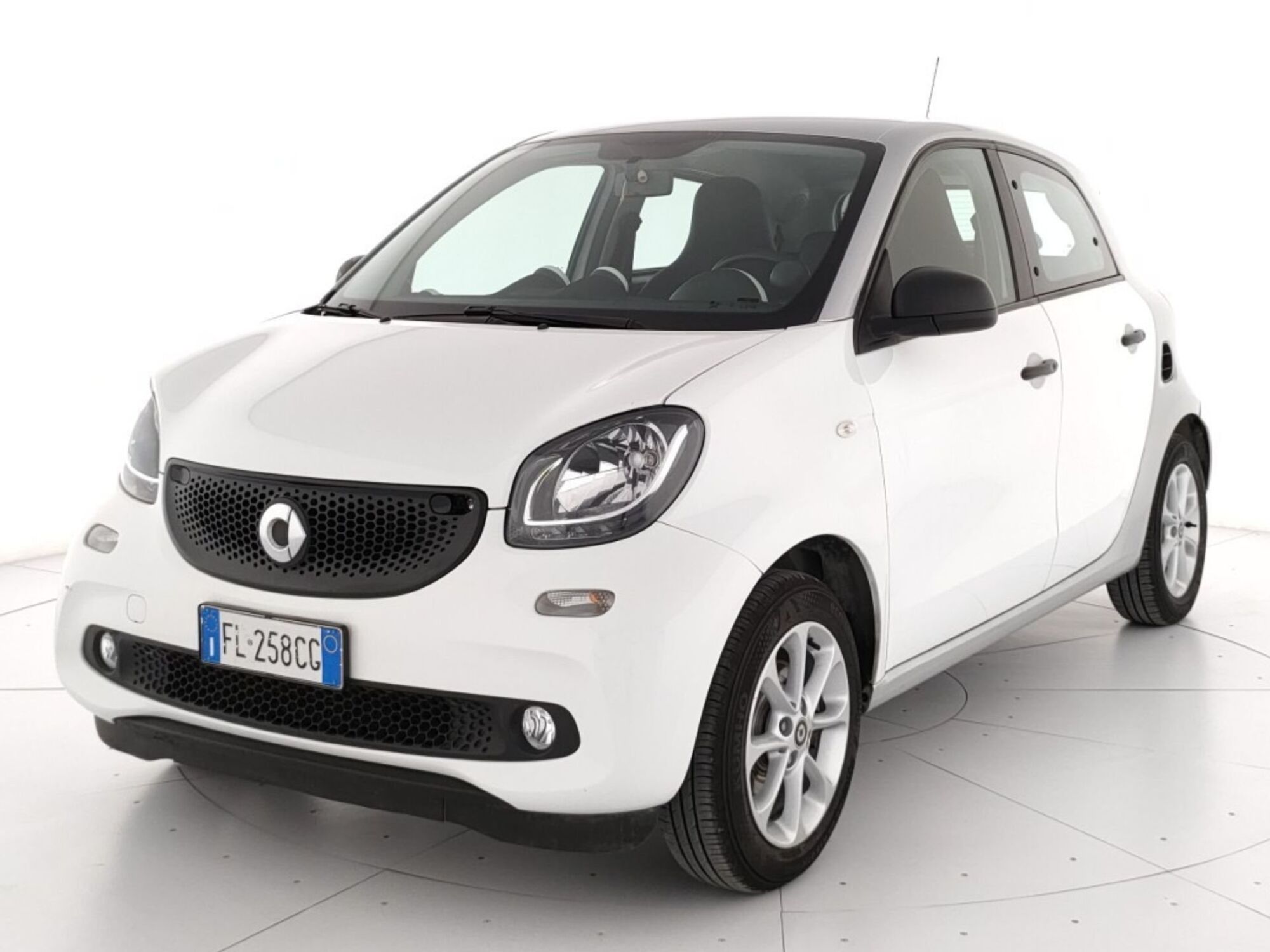 smart forfour forfour 70 1.0 twinamic Prime  del 2017 usata a Colleferro