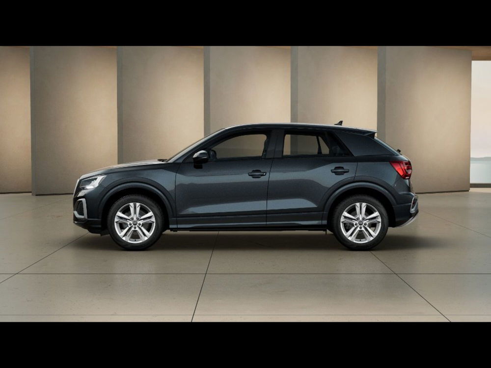 Audi Q2 nuova a Livorno (2)