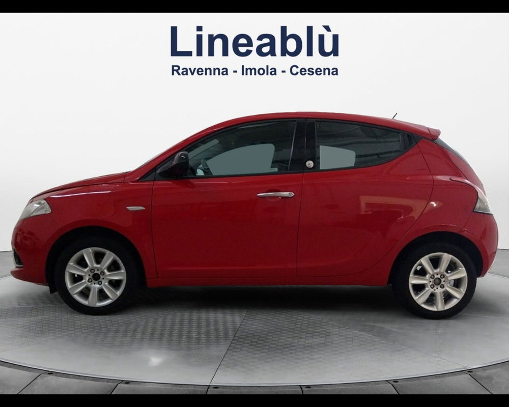 Lancia Ypsilon usata a Forlì-Cesena (2)