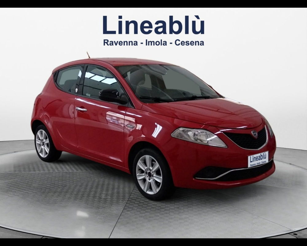 Lancia Ypsilon usata a Forlì-Cesena (7)