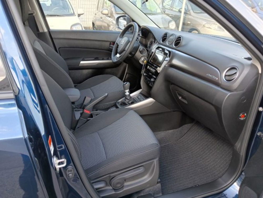 Suzuki Vitara nuova a Brescia (15)