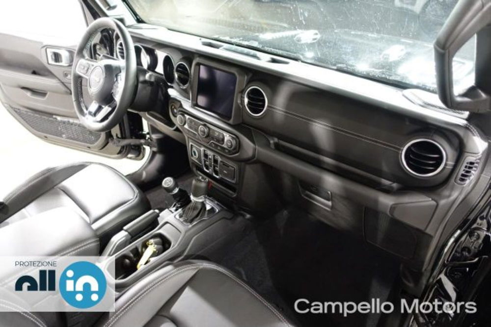 Jeep Wrangler Unlimited usata a Venezia (10)