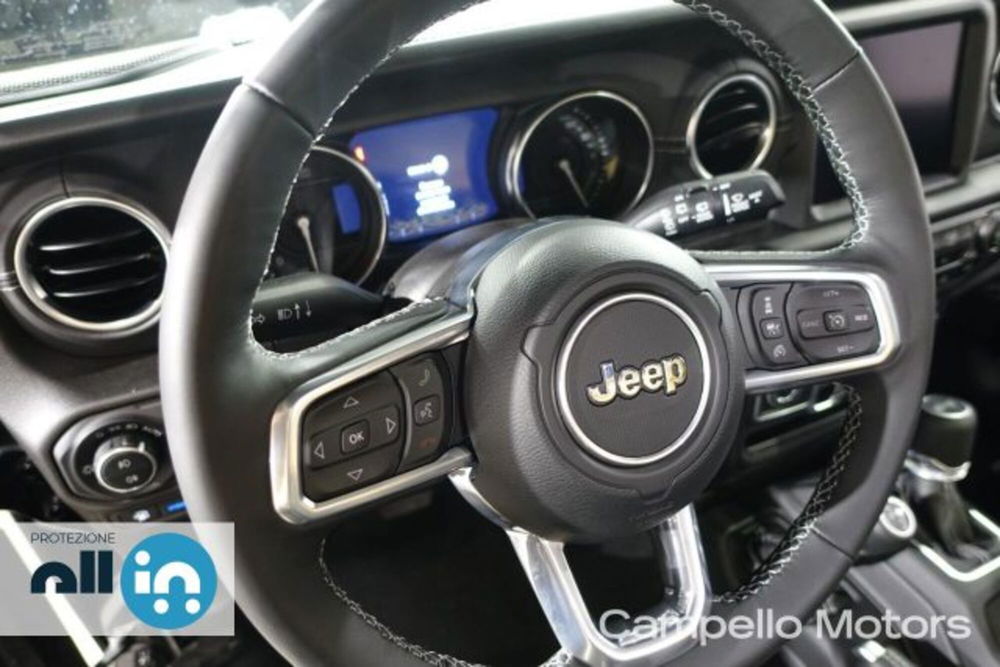 Jeep Wrangler Unlimited usata a Venezia (15)