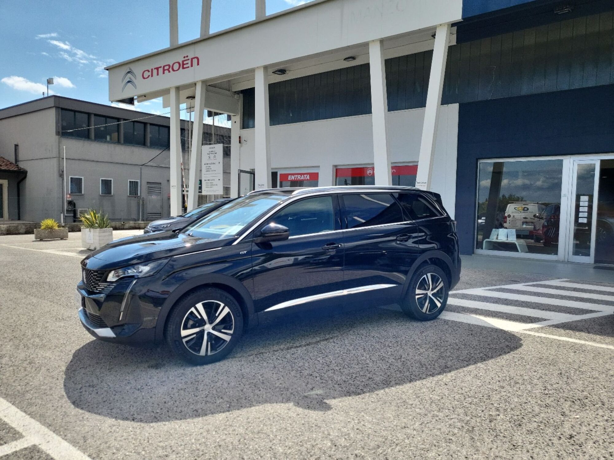 Peugeot 5008 BlueHDi 130 S&amp;S EAT8 GT Line  del 2023 usata a Bassano del Grappa