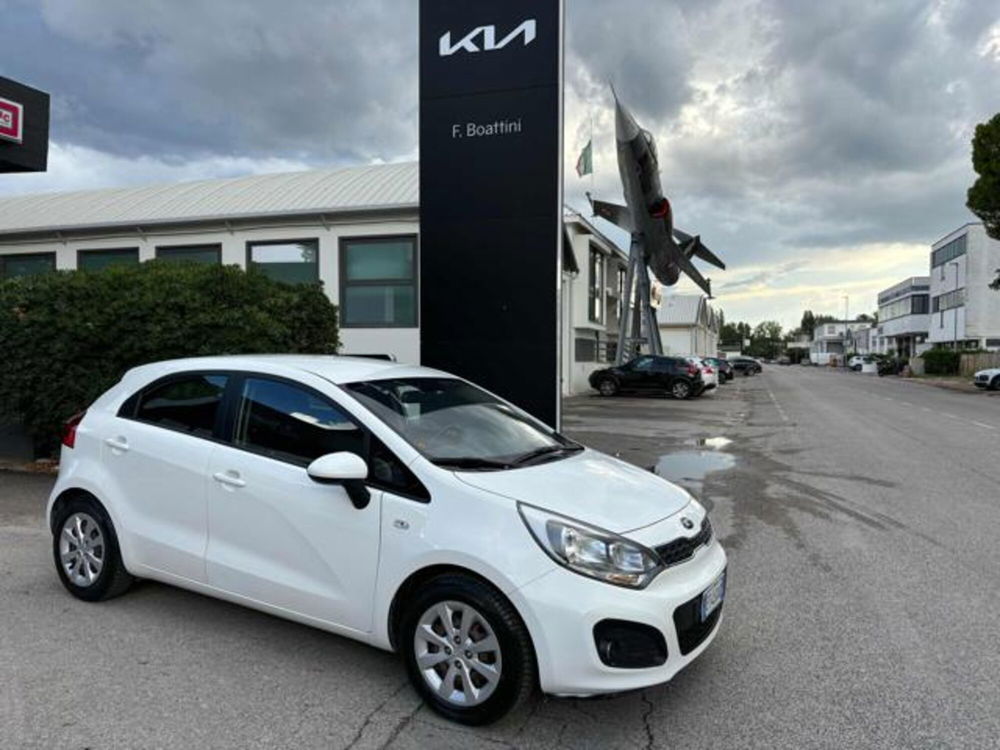 Kia Rio usata a Pesaro-Urbino