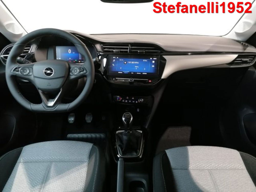 Opel Corsa nuova a Bologna (13)