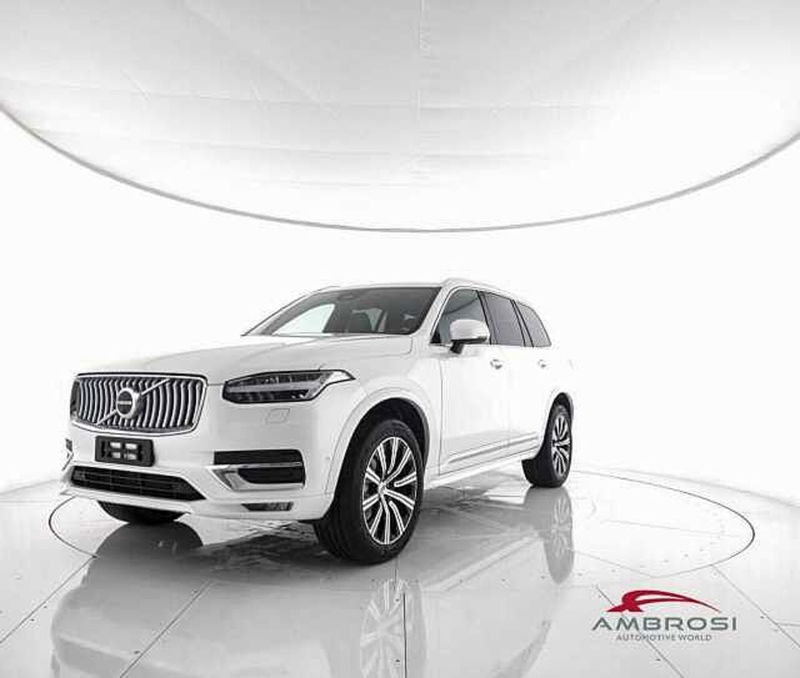 Volvo XC90 B5 AWD automatico 7 posti Plus Bright  nuova a Viterbo